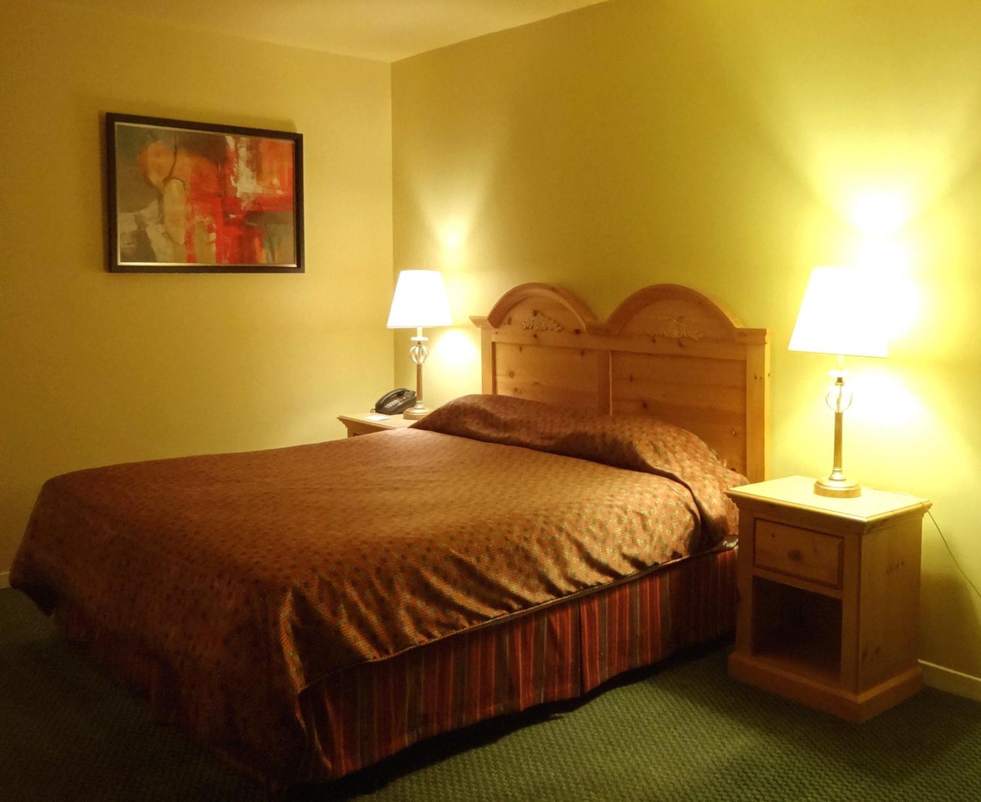 Hotel Alila Saint-Sauveur-des-Monts Habitación foto